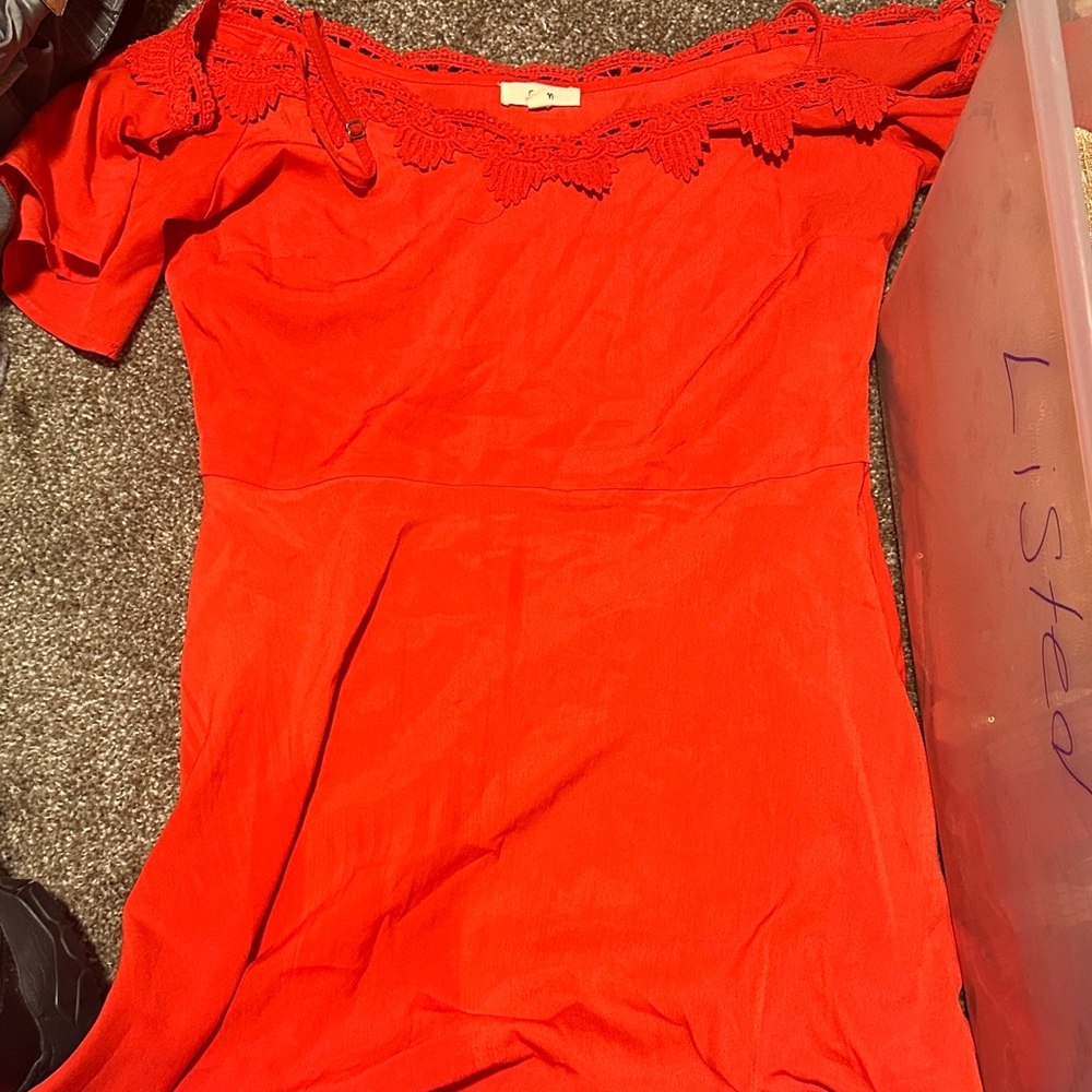 Chic Red Off-Shoulder Mini Dress